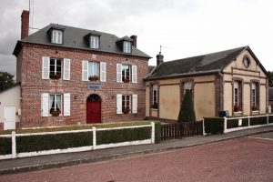 Mairie de Fontaine la Louvet Mairie de Fontaine la Louvet